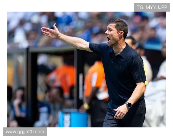 皇马世俱杯 25 年首败 10 连胜纪录戛然而止 皇马世俱杯 25 年首败 10 连胜纪录戛然而止